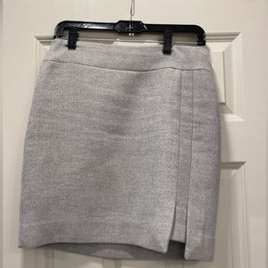 White House Black Market light gray pencil skirt